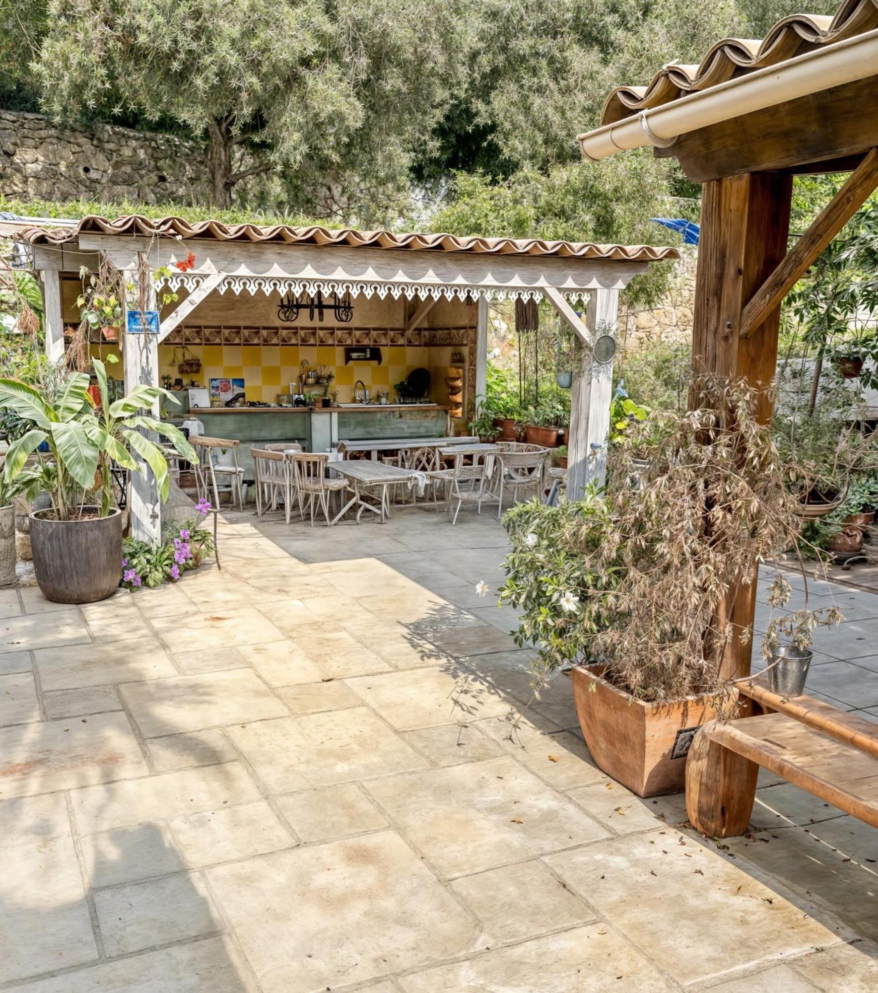 Terrasse, Piscine Privee & Charme Provencal